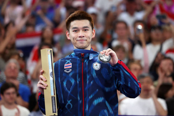 从贵族运动到全球流行：Badminton的命名故事