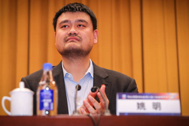 篮球规则实战解析：比赛中的规则应用